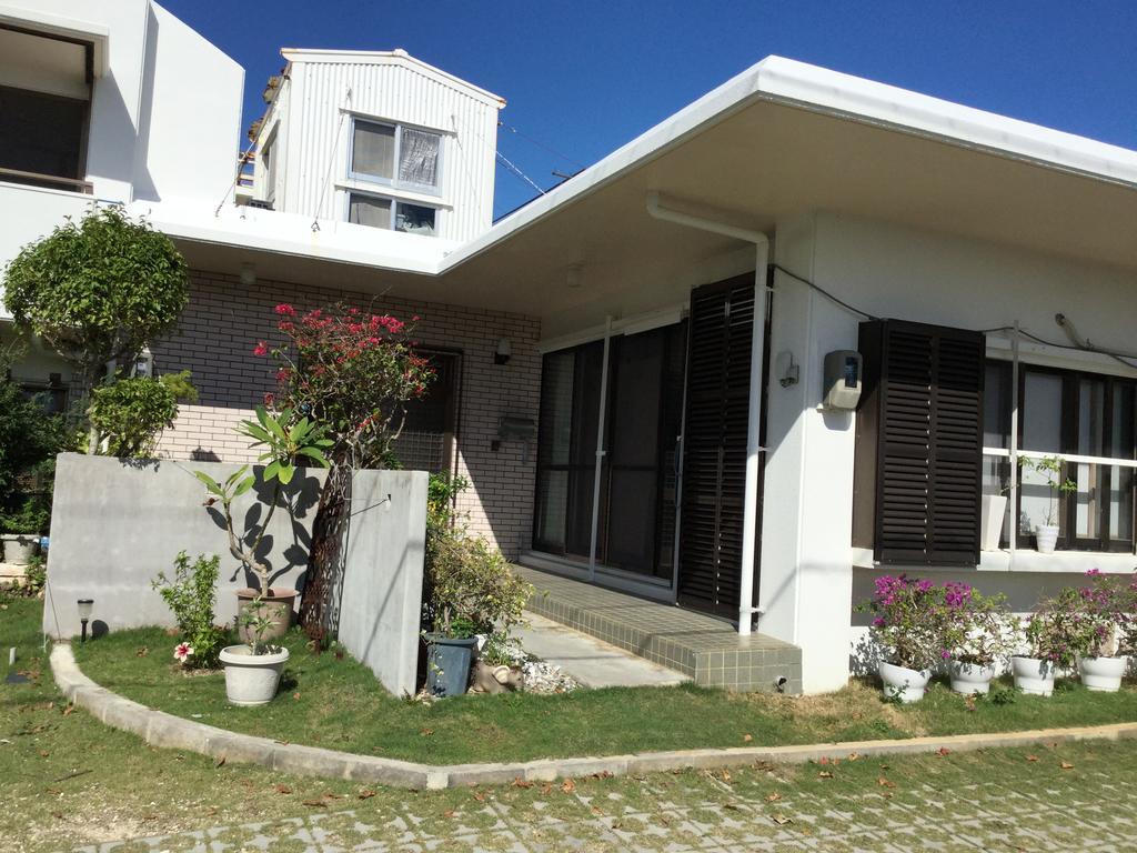 Minshuku Zabaru Hostel Ishigaki  Buitenkant foto
