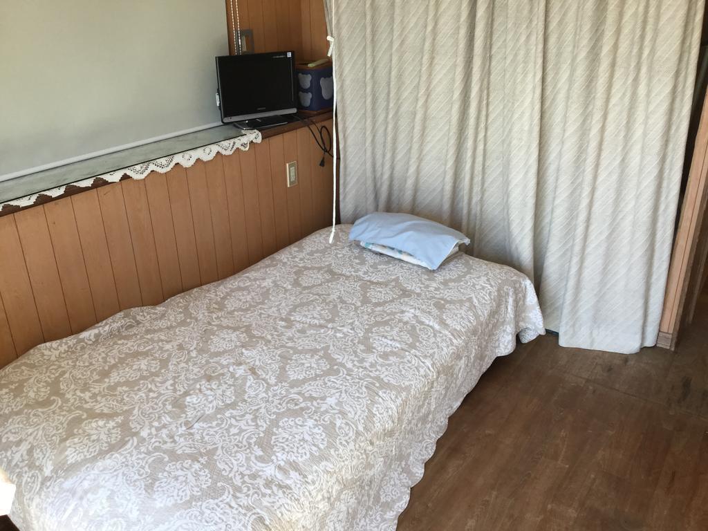 Minshuku Zabaru Hostel Ishigaki  Kamer foto